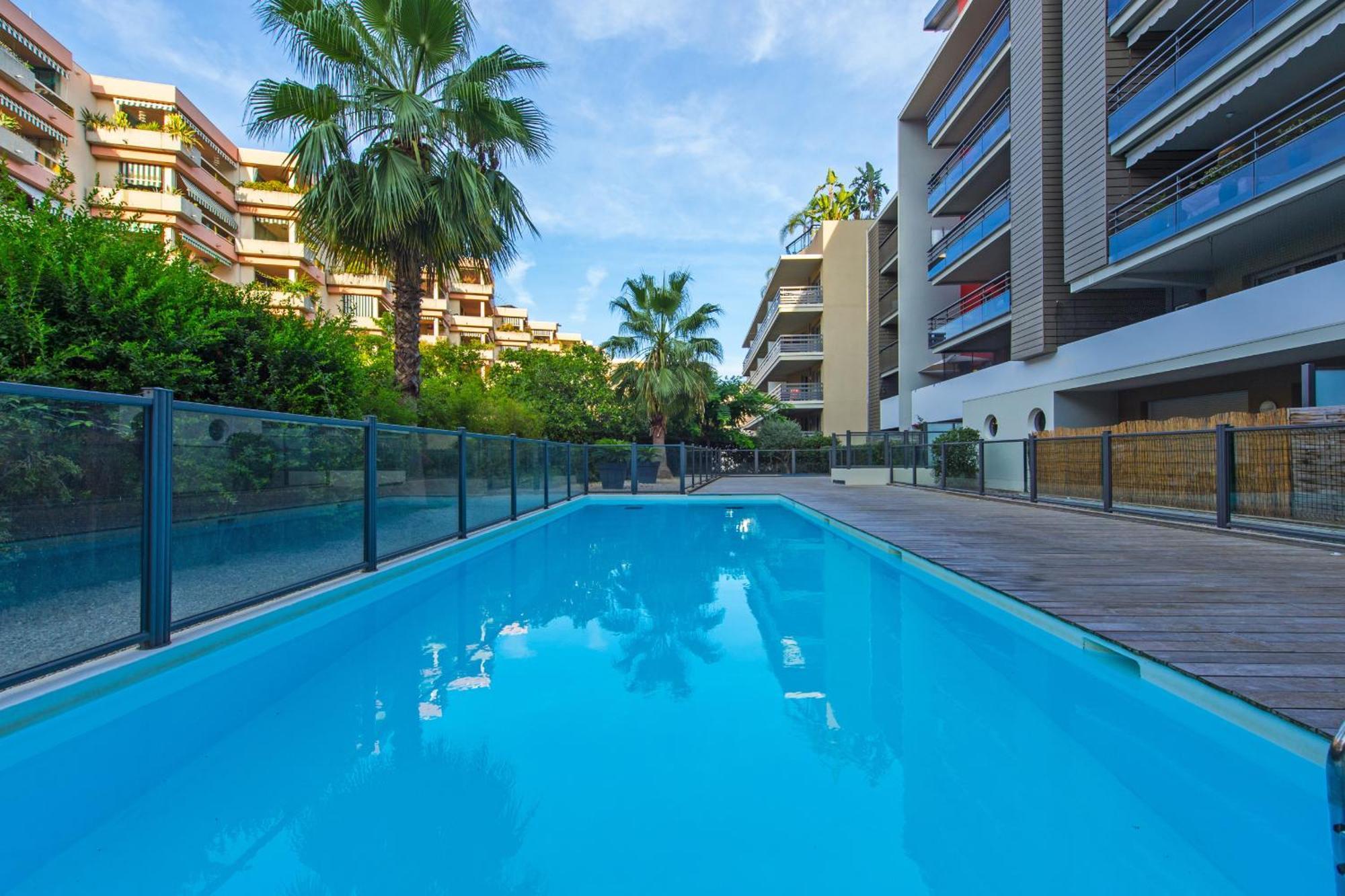 "L'Idyllique" Parking, Piscine, Plage, Calme Assure, Gare 罗克布吕讷-卡普马丹 外观 照片